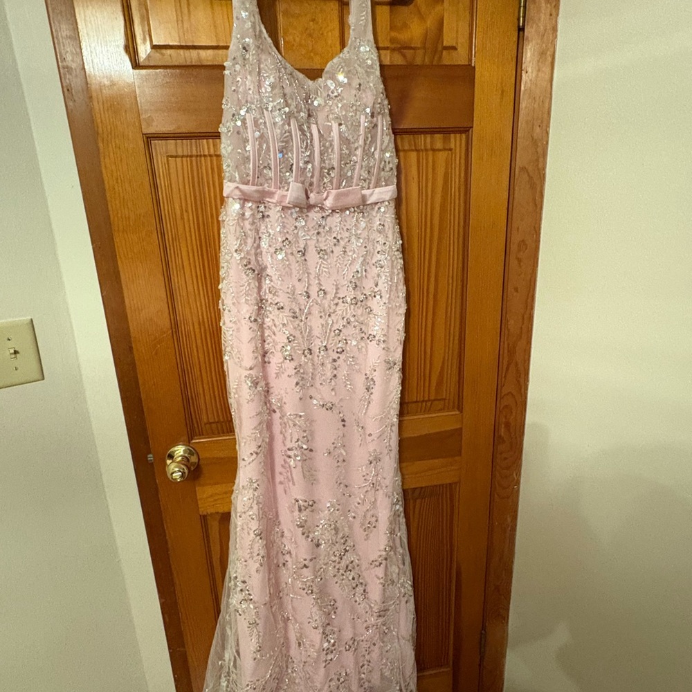 Elegant Pink Sequin Dress - Picture 2 of 5